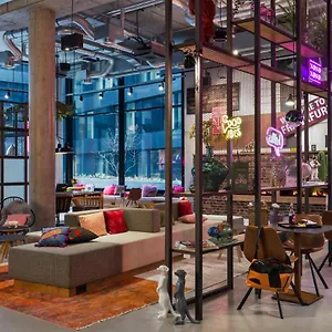מלון Moxy Frankfurt Center, פרנקפורט